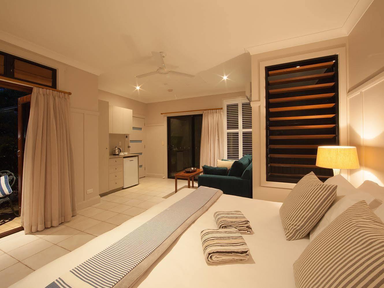 Cavvanbah Beach House Byron Bay Extérieur photo