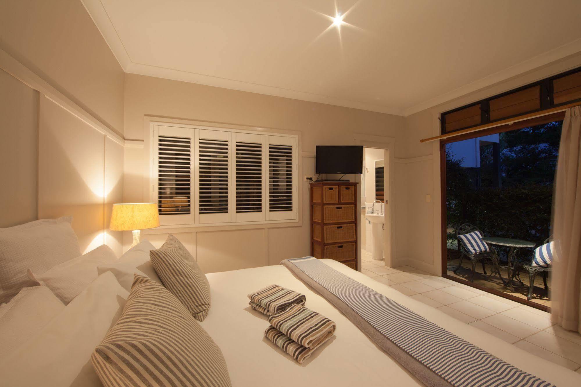 Cavvanbah Beach House Byron Bay Extérieur photo