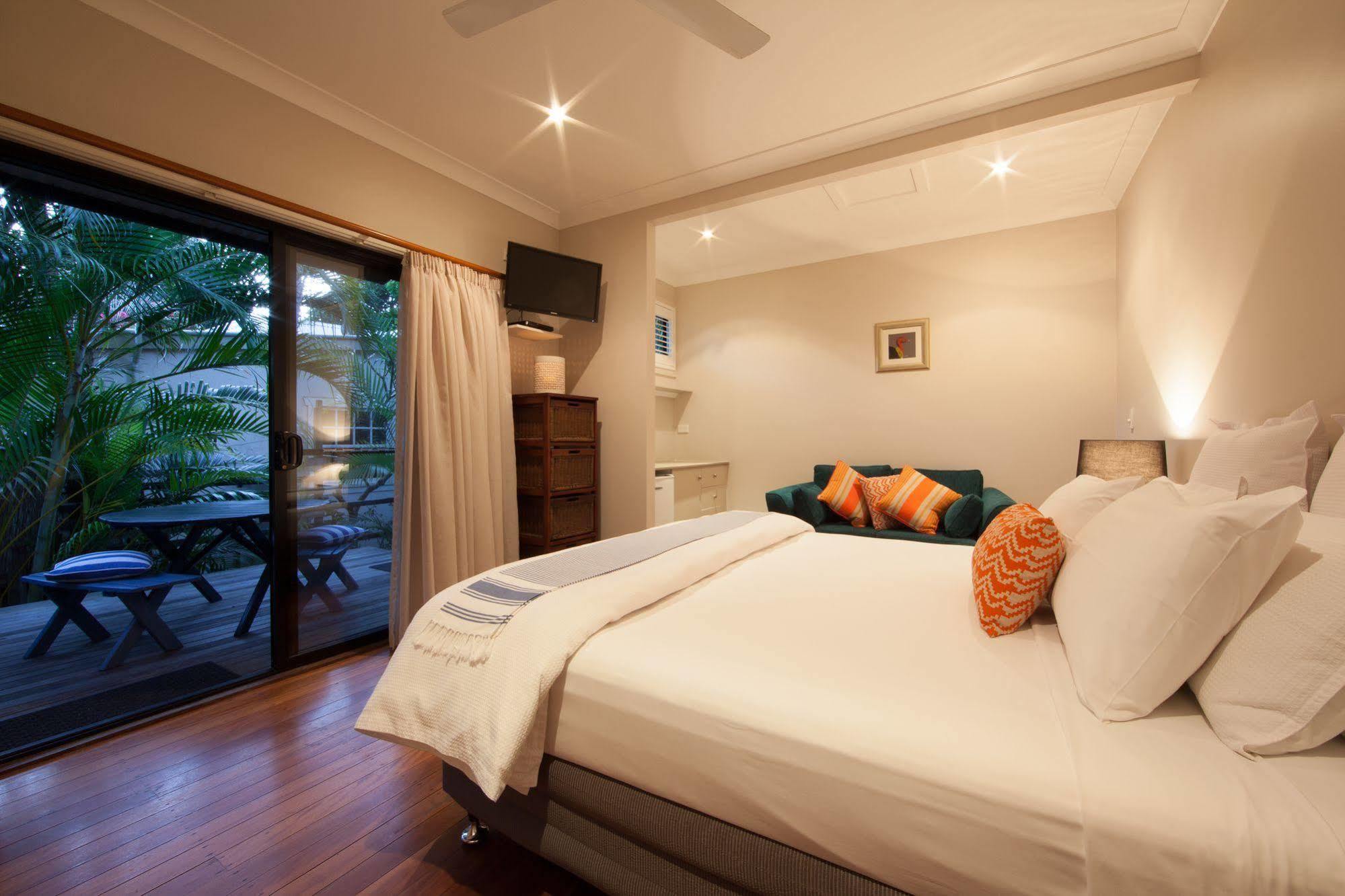 Cavvanbah Beach House Byron Bay Extérieur photo