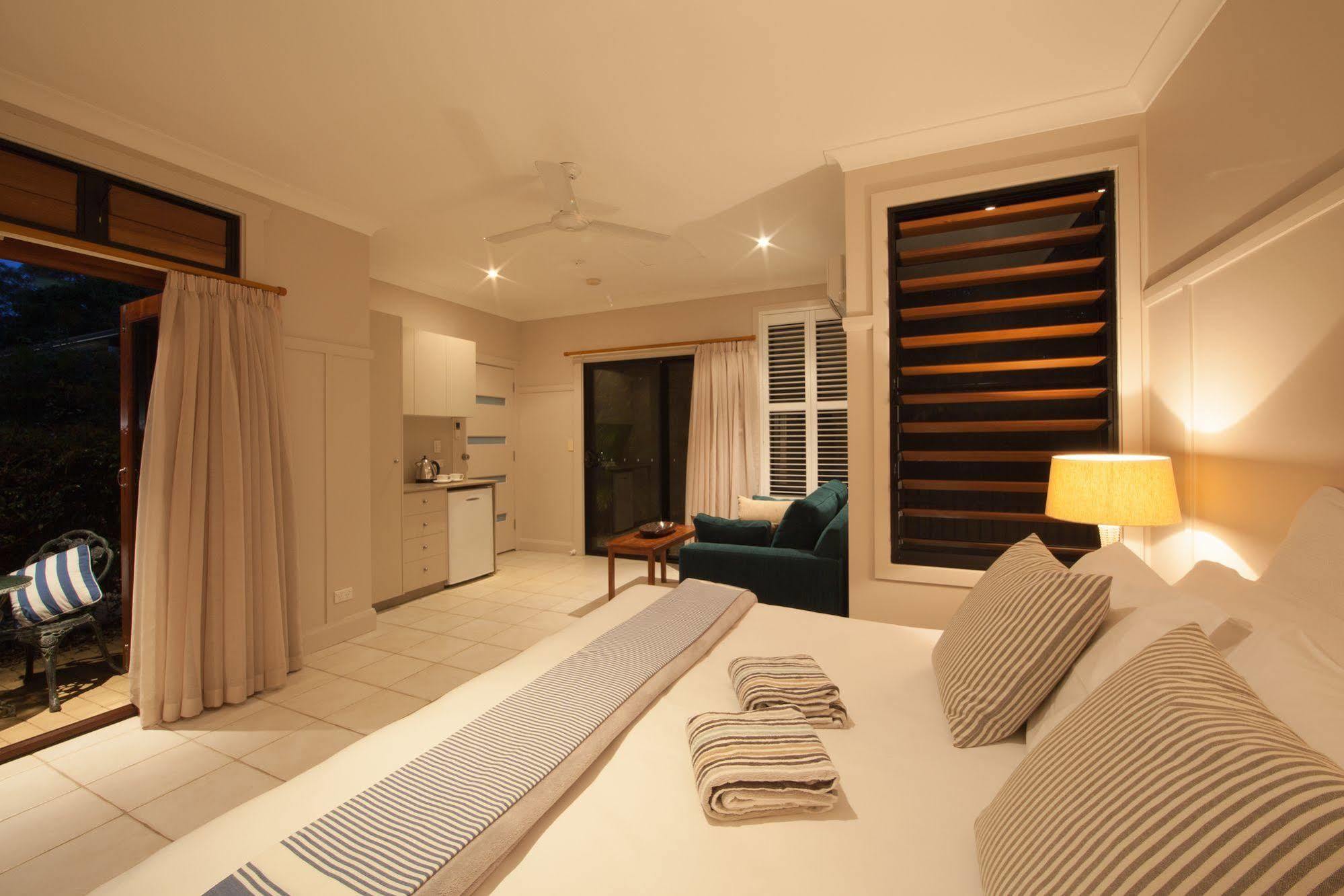 Cavvanbah Beach House Byron Bay Extérieur photo
